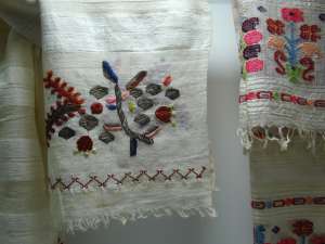 Montenegrin Traditional Weaving Ethnographic Museum Cetinje Montenegro 02 1536x1152 1