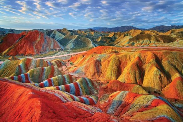 رشته کوه‌ های رنگین کمانی پرو