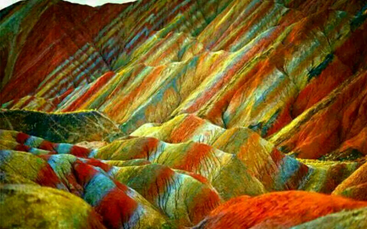 10 نکته در مورد رشته کوه های رنگین کمانی پرو + راهنمای کامل 3 باورهای بومی و تقدس رشته کوه های رنگین کمانی پرو در فرهنگ مردم آند