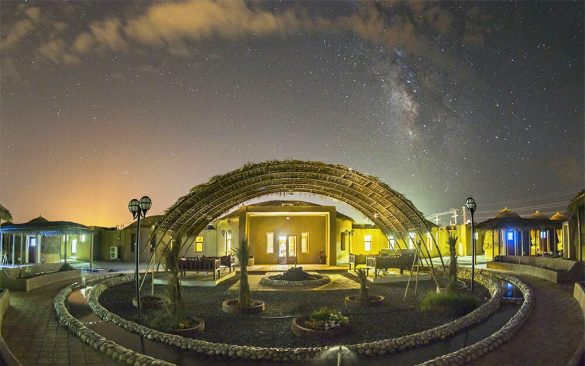 هتل کپری پارسیان قلعه گنج
