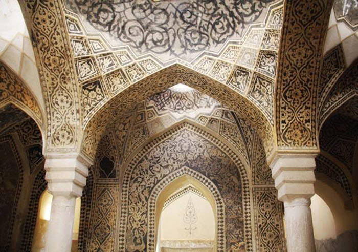 عمارت باغ نشاط لار: جواهر تاریخی در جنوب فارس 3 معماری خیرهکننده عمارت باغ نشاط