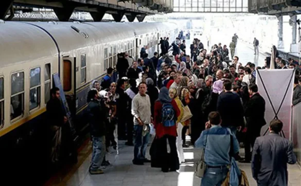 5 ترفند کاربردی برای رزرو بلیط قطار در زمان‌های شلوغ و پرتقاضا