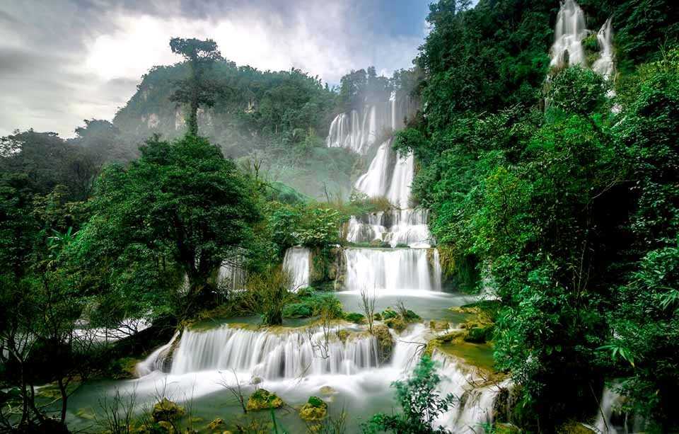 آبشار تی لا سو تایلند