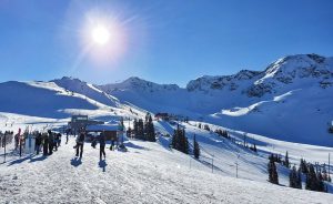 canada top tourist attractions whistler mountain skiers