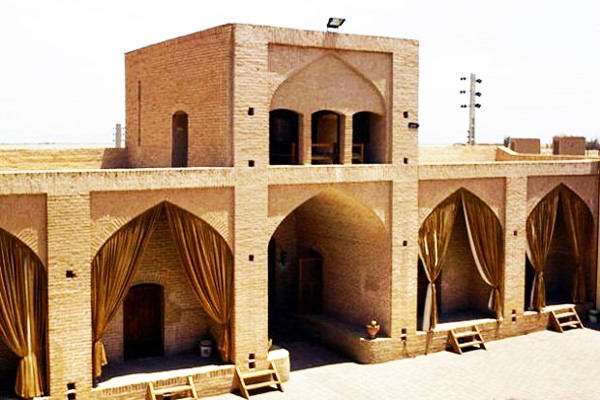 مجموعه خانه‌های تاریخی روستای سر یزد